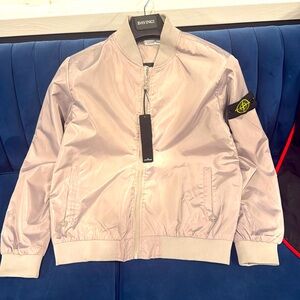 Stone island jacket XL. 

Never ware it